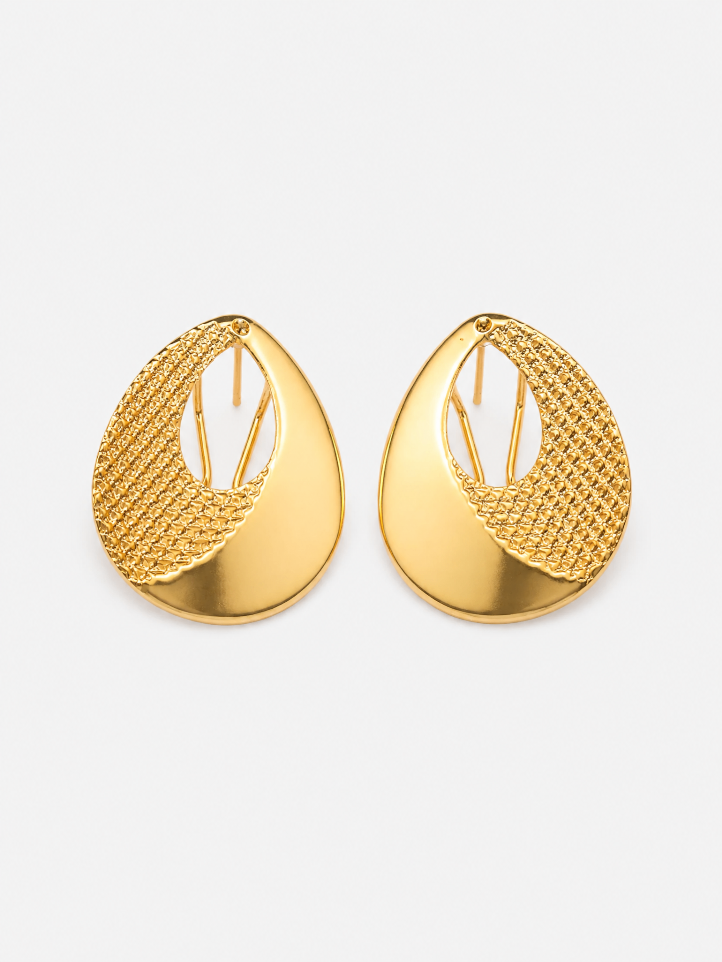 Aretes Gota Texturizada